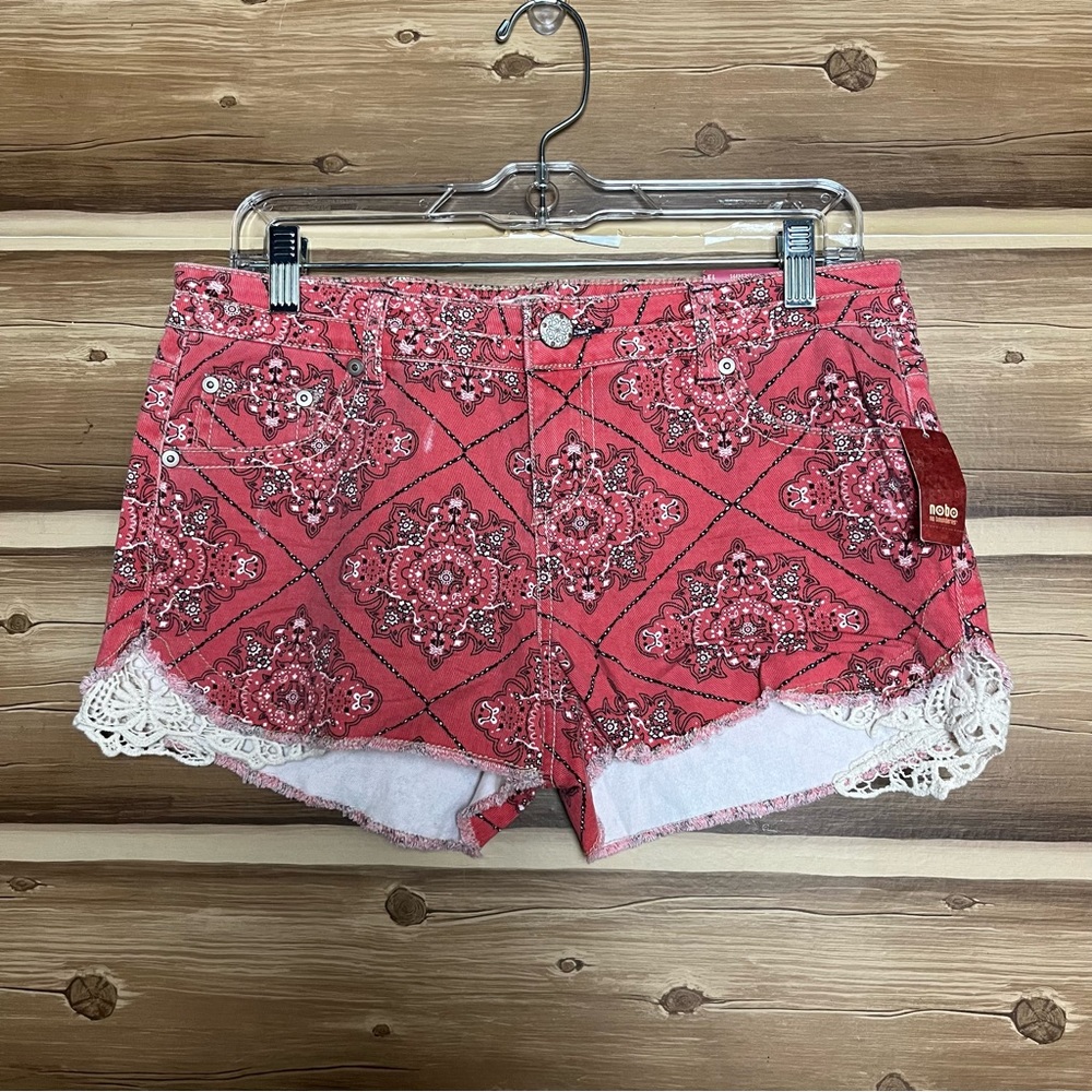 Chosse 5‎ Ítems For $30 Nobo women floral shorts size juniors 13 new white tags